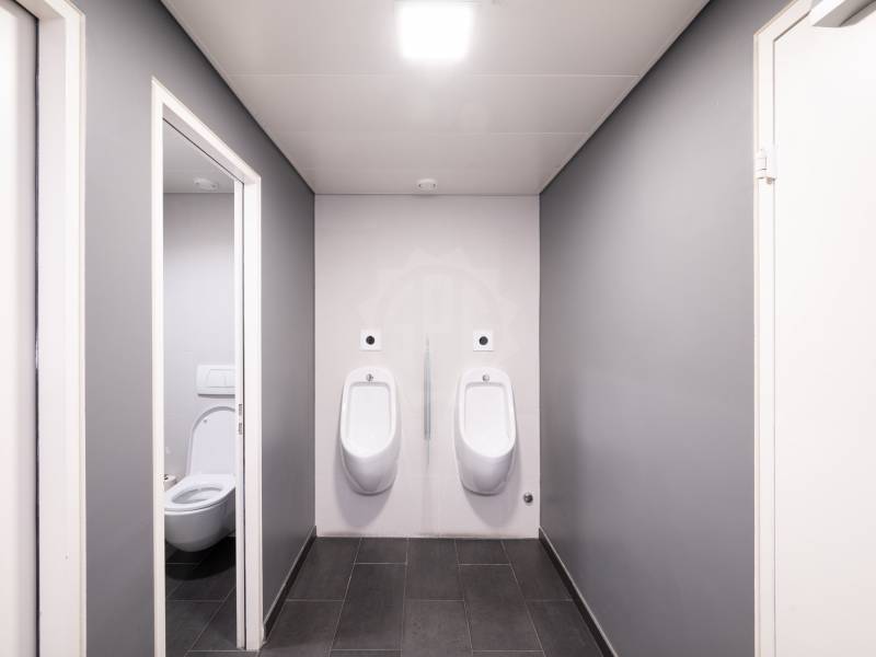 161m² office