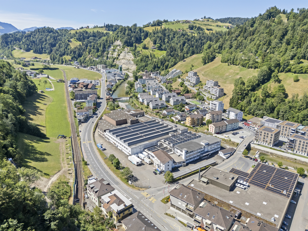600m² commerciale