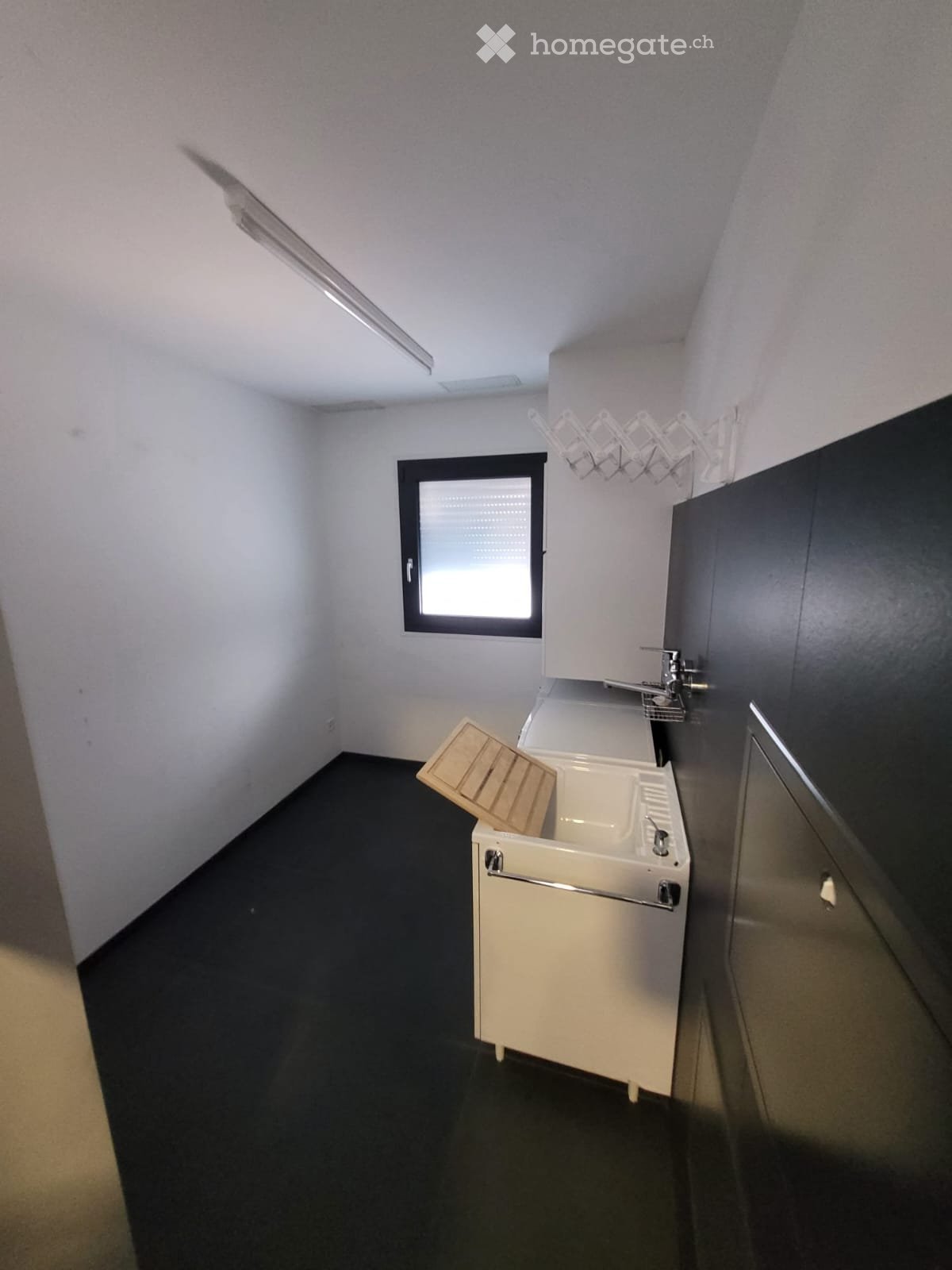 5 rooms apartment