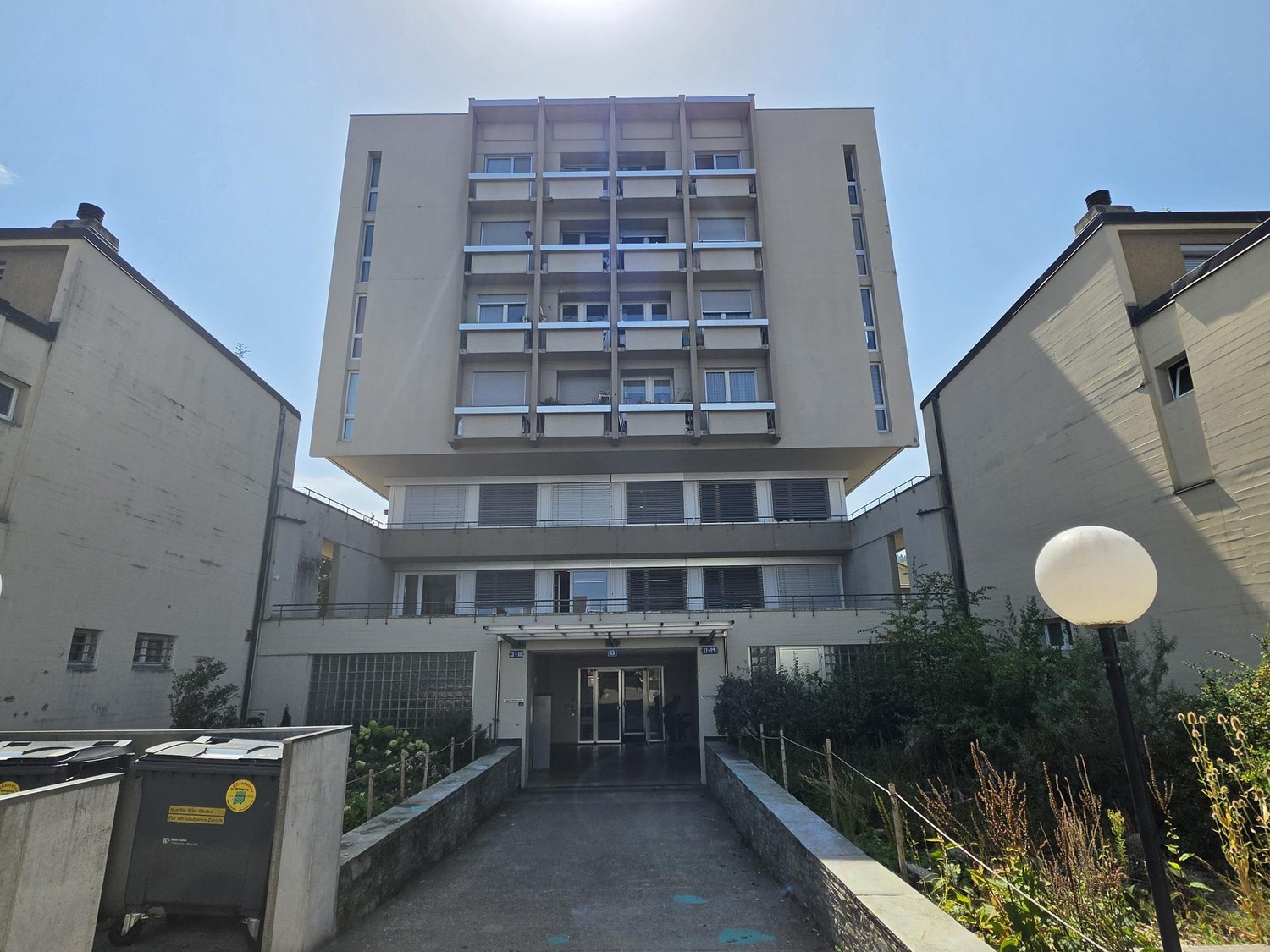 165m² office