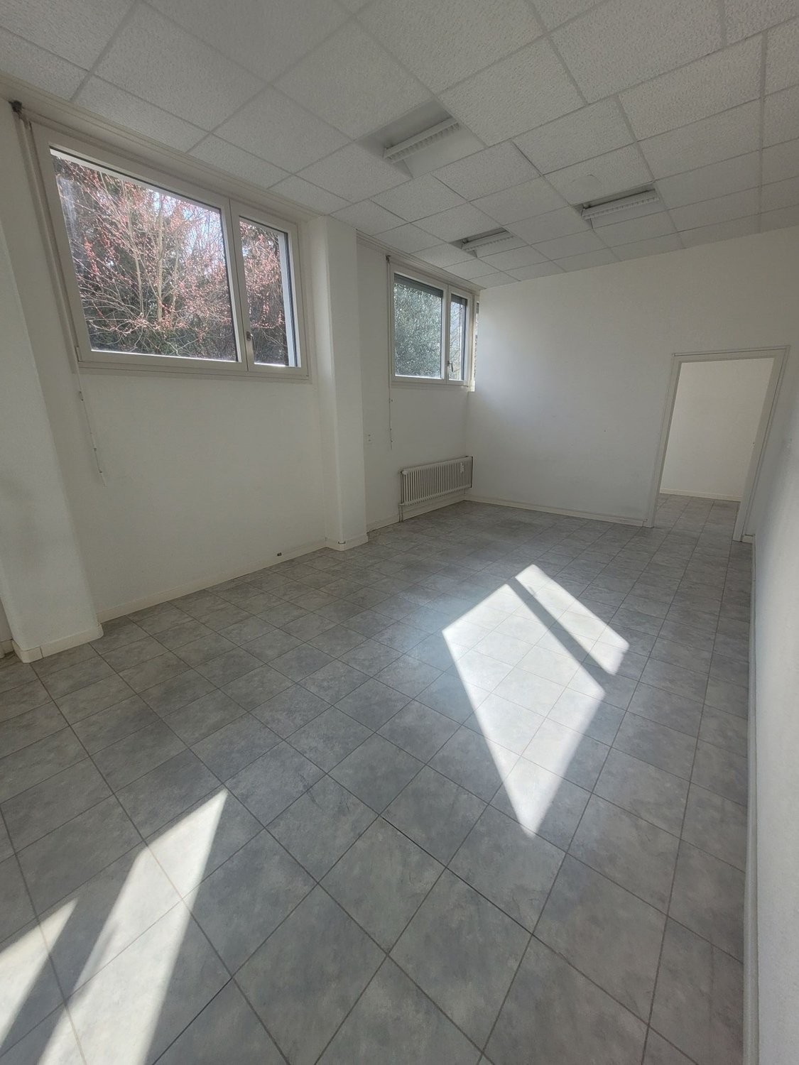 88m² negozio, foto 4 di 4