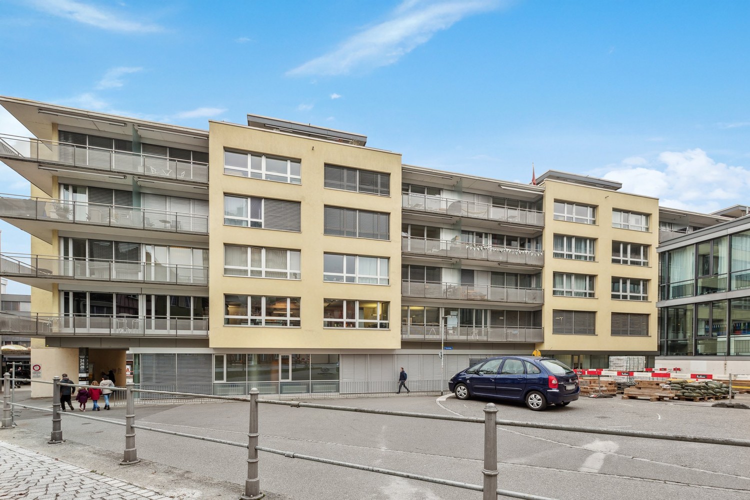 582m² ufficio