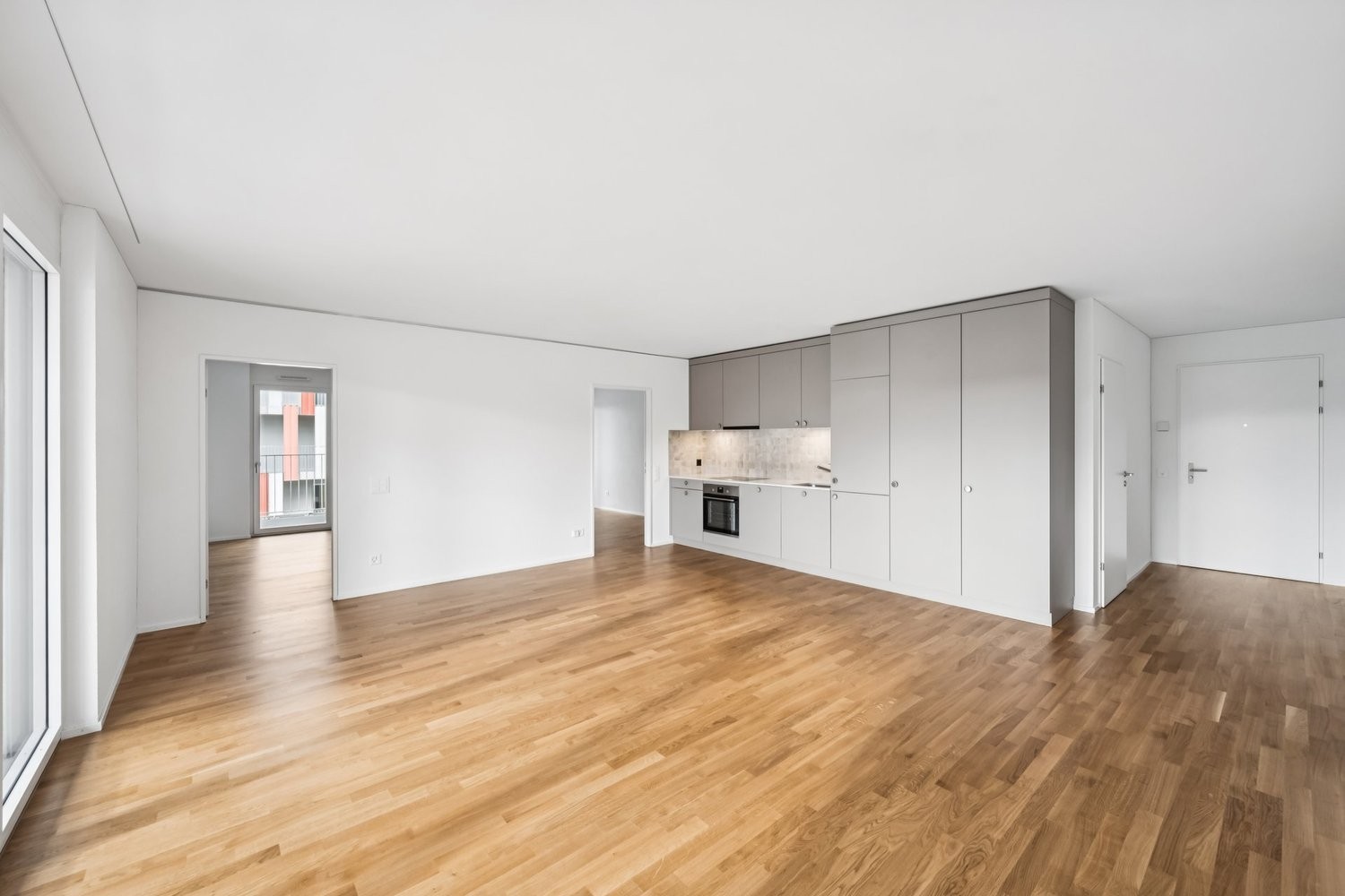 Appartamento di 4 ½ locali, foto 2 di 9