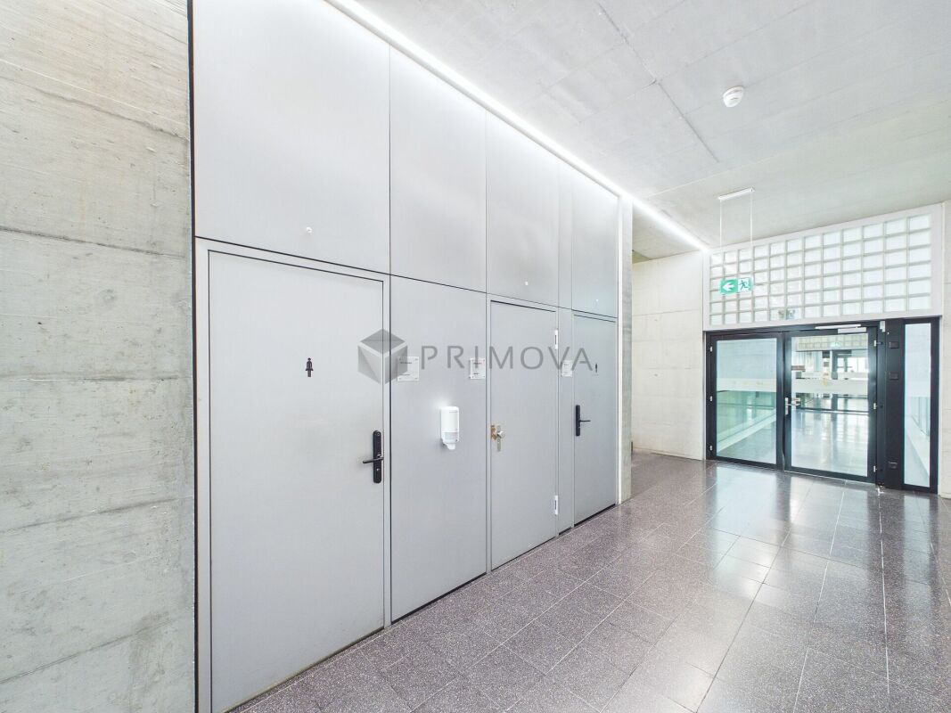 417m² commercial