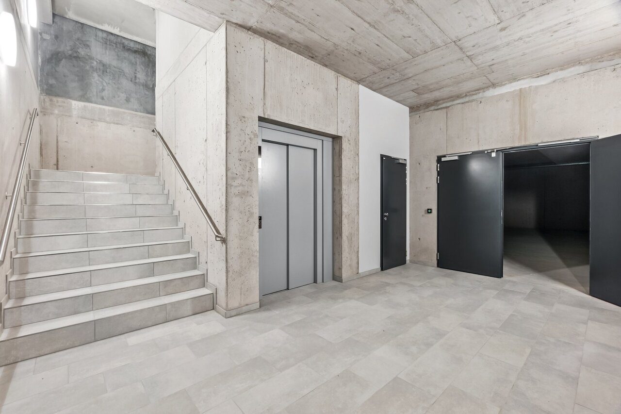 425m² commerciale