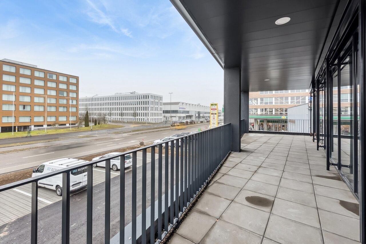 425m² commerciale