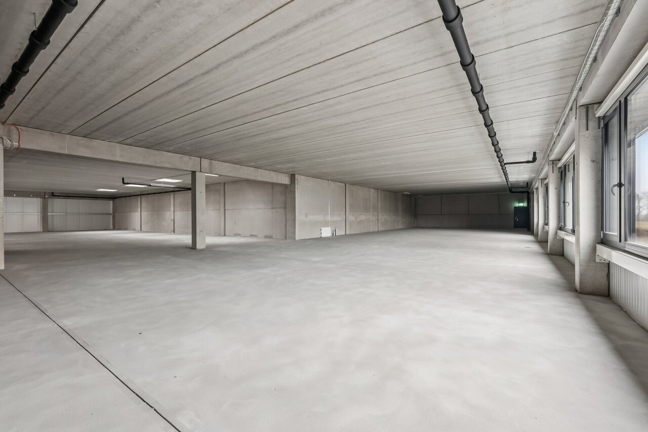 425m² commerciale