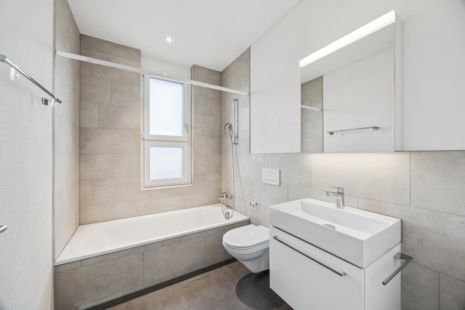 Appartamento attico di 4 ½ locali, foto 6 di 10