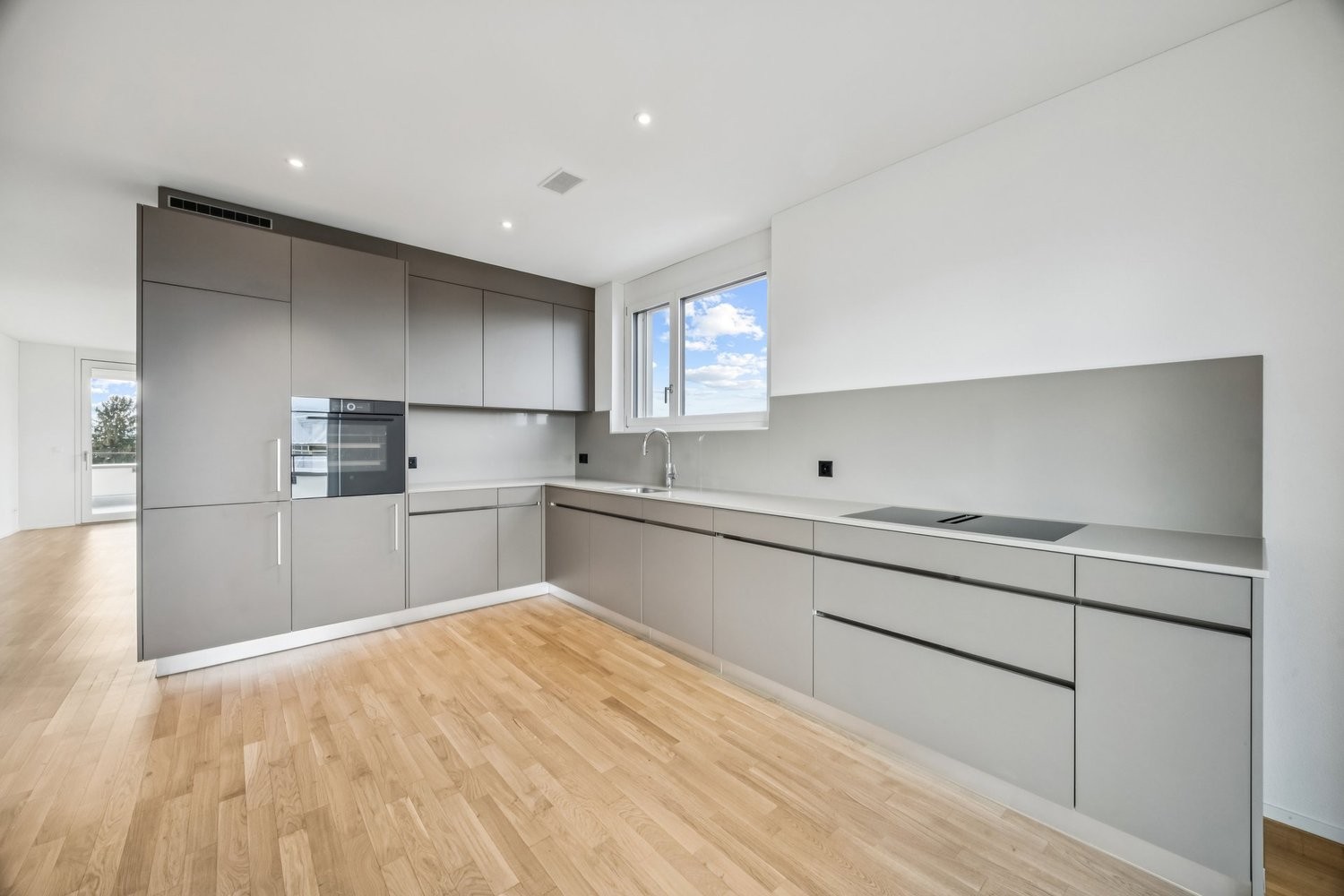 Appartamento attico di 4 ½ locali, foto 5 di 10