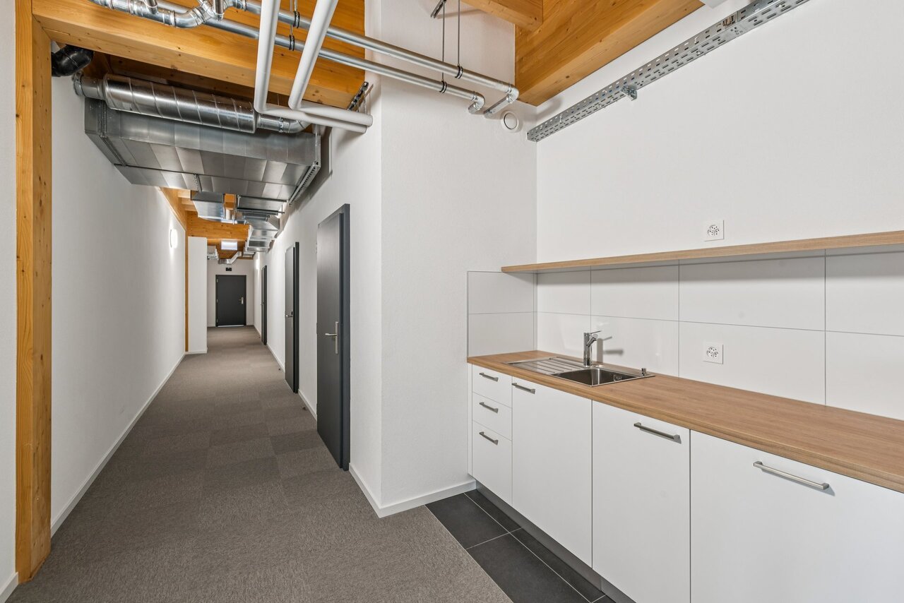ufficio 101m²