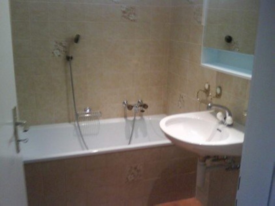 Appartamento di 5 locali, foto 3 di 6