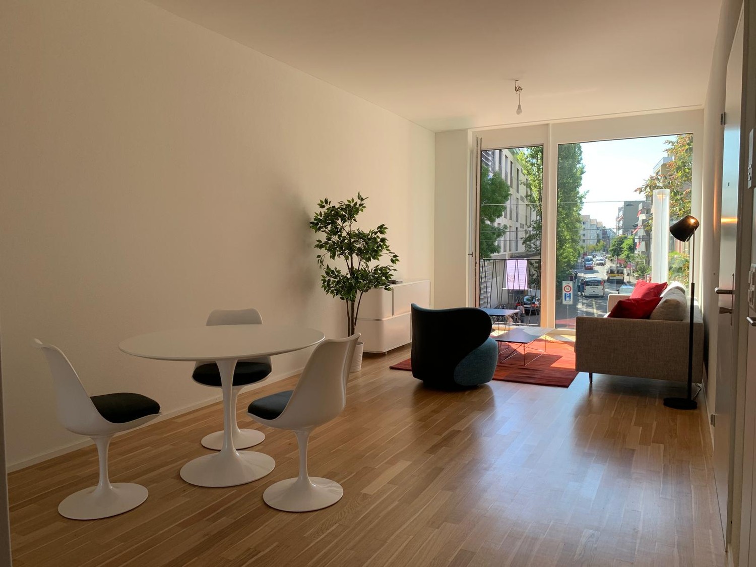 Appartamento di 2 ½ locali, foto 2 di 6