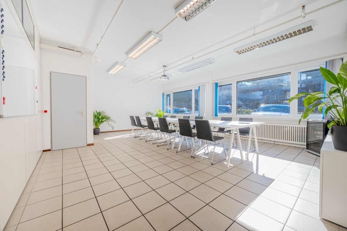 2000m² commercial