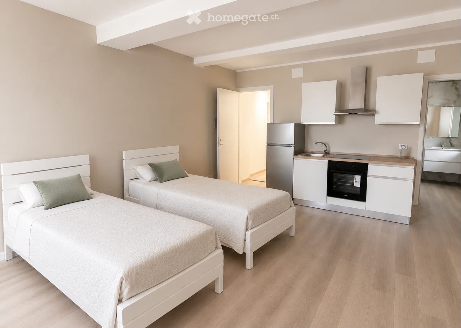 1 room single room, foto 3 di 3