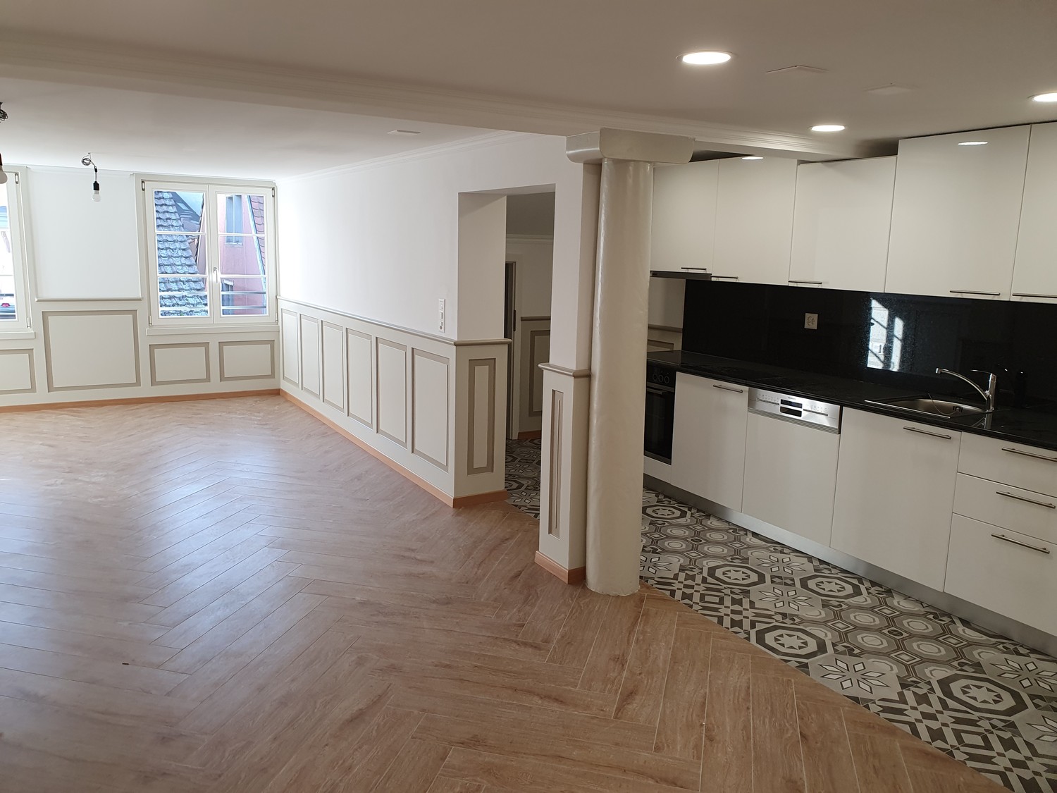 Appartamento di 2 ½ locali, foto 2 di 4
