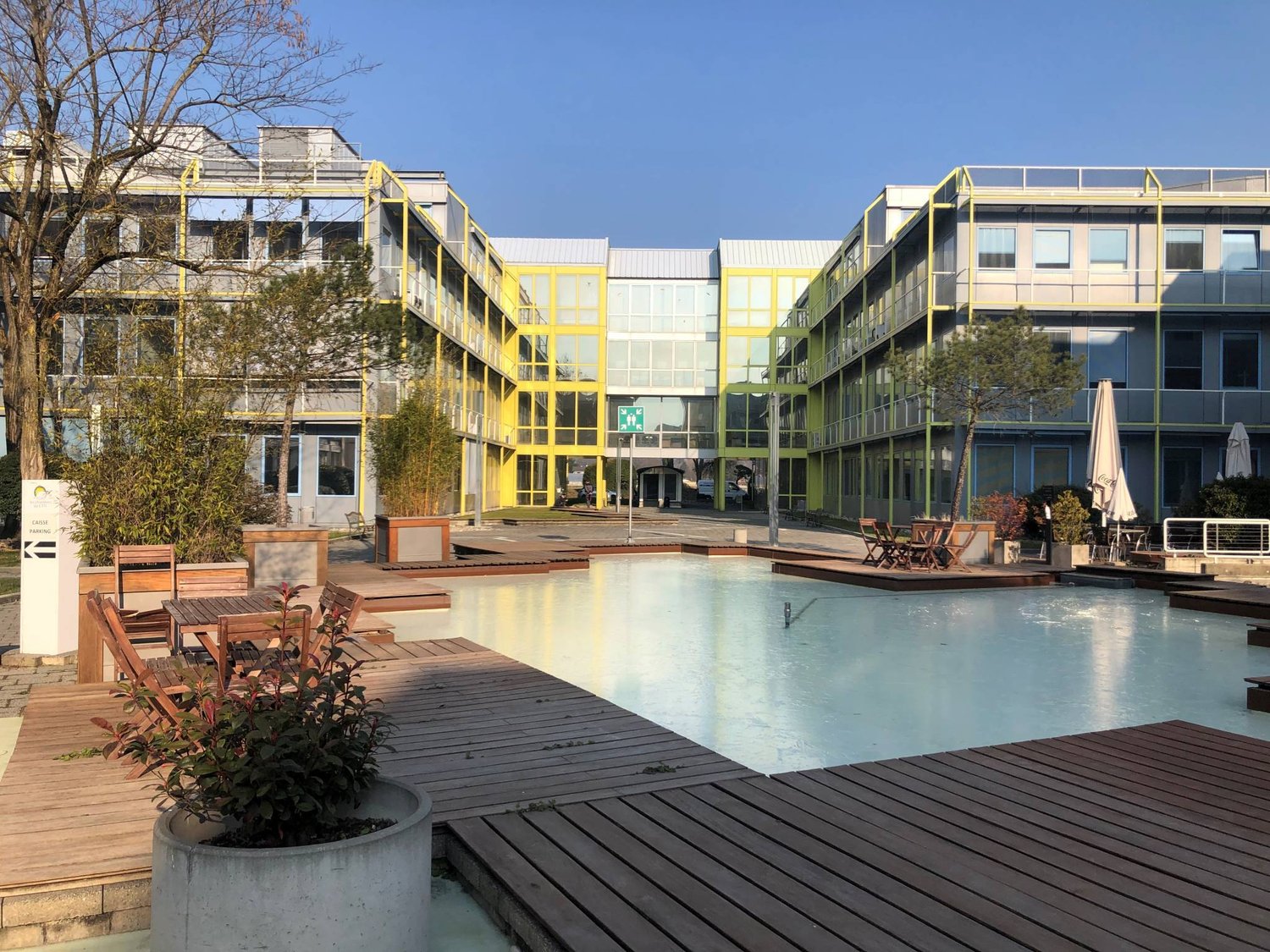 1100m² commerciale