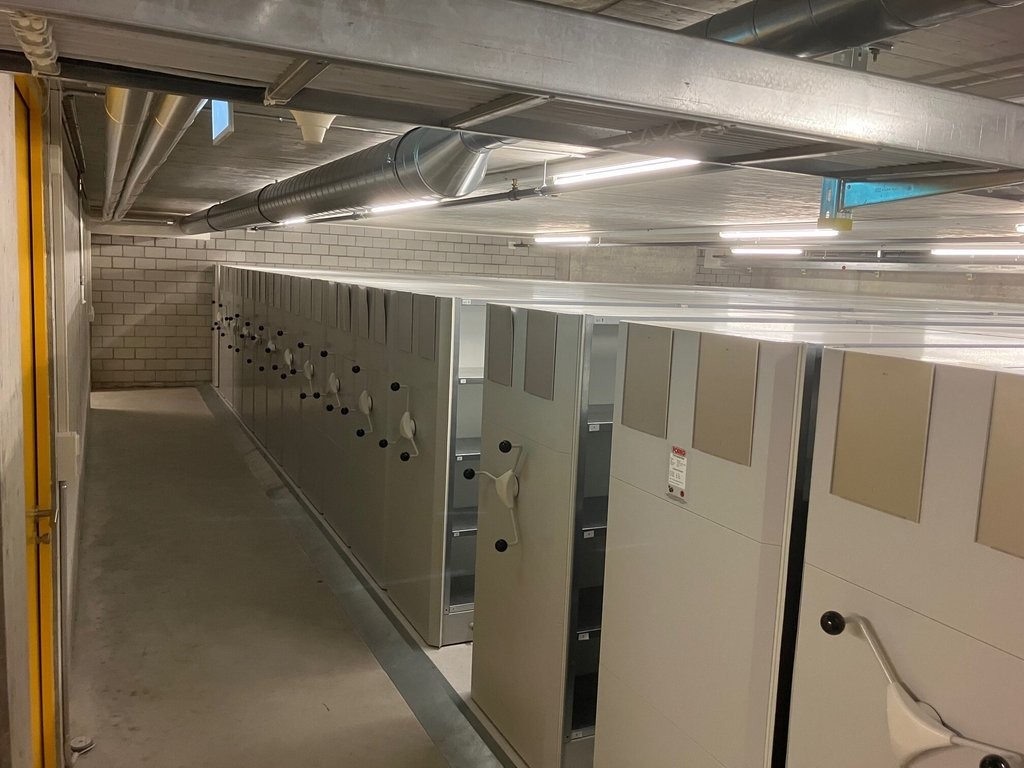 215m² locale di archiviazione