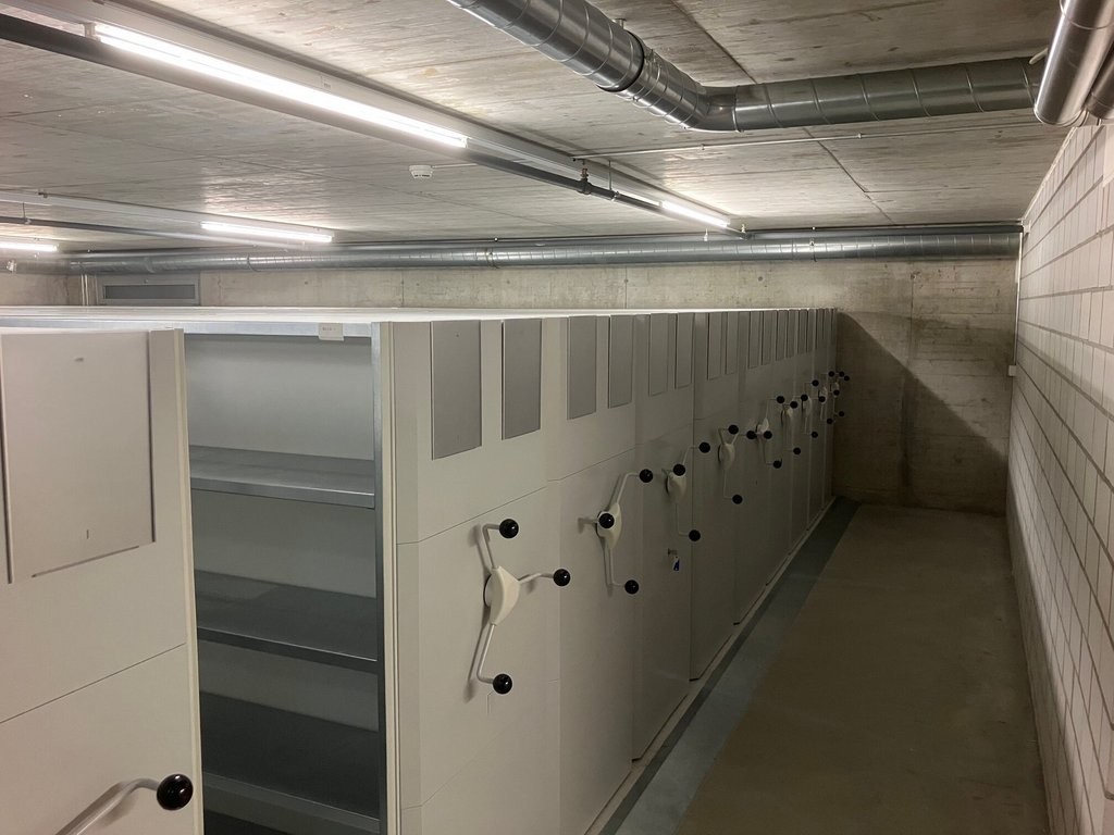 215m² locale di archiviazione
