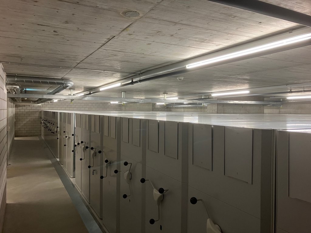 215m² locale di archiviazione