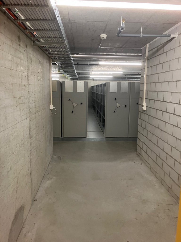 215m² locale di archiviazione