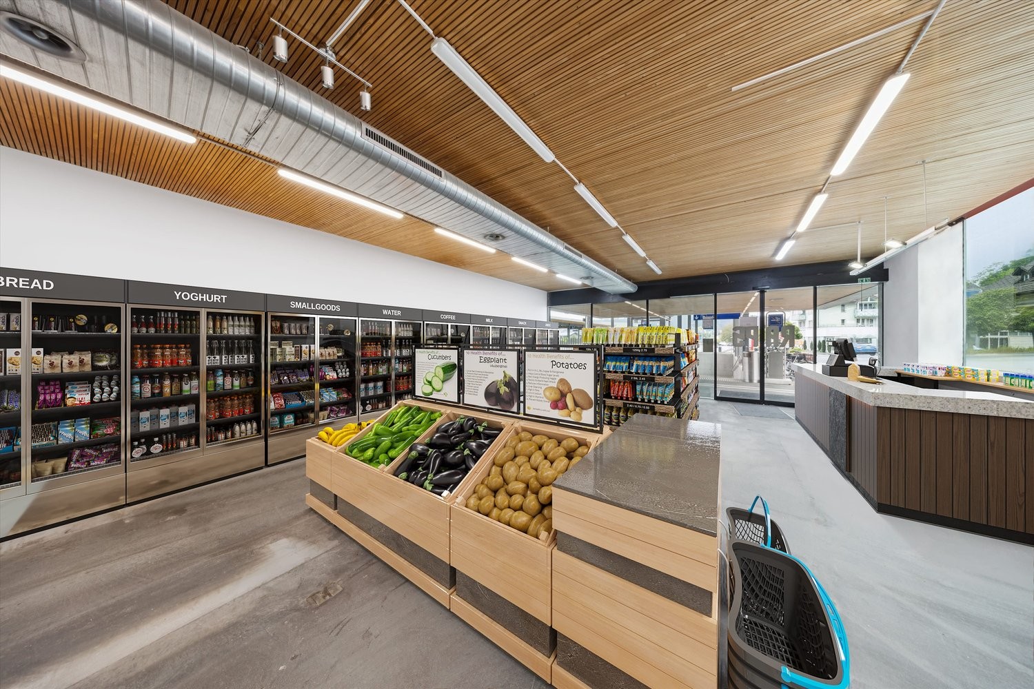 247m² shop