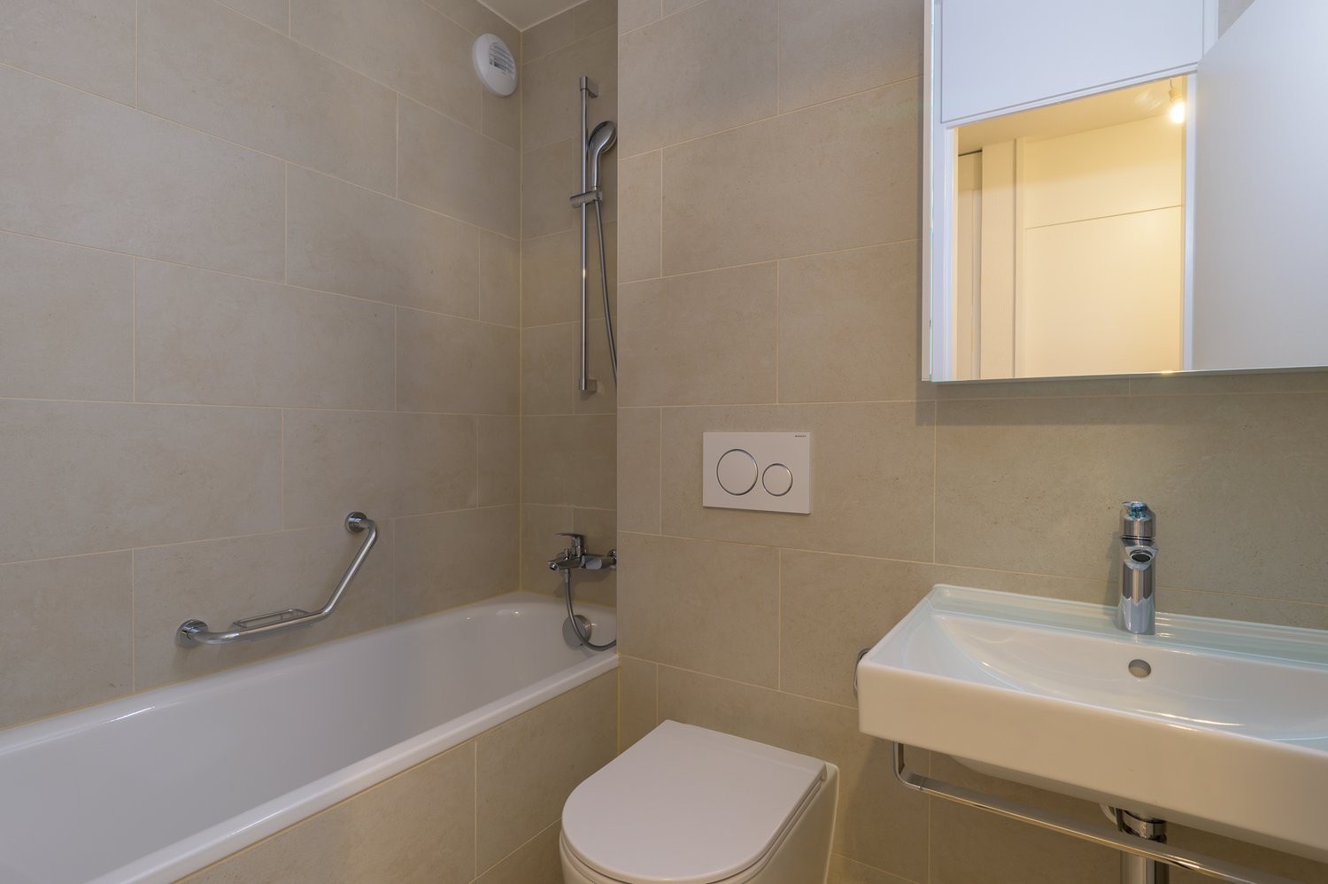 Appartamento di 5 ½ locali, foto 3 di 3