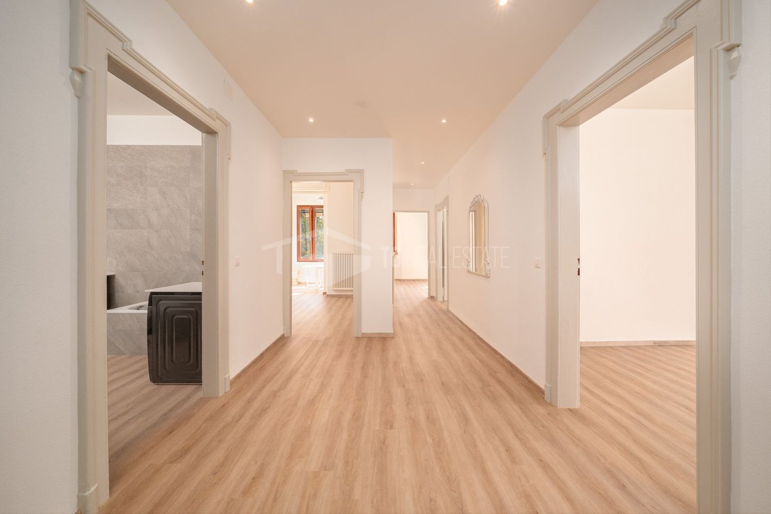 appartamento di 2 locali, foto 1 di 10
