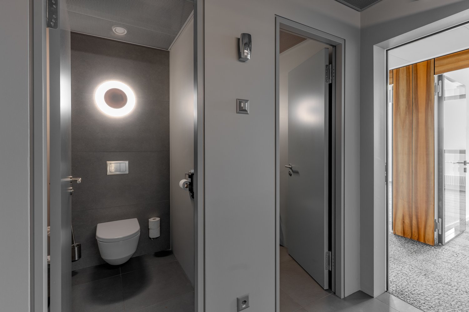 768m² ufficio, foto 7 di 8
