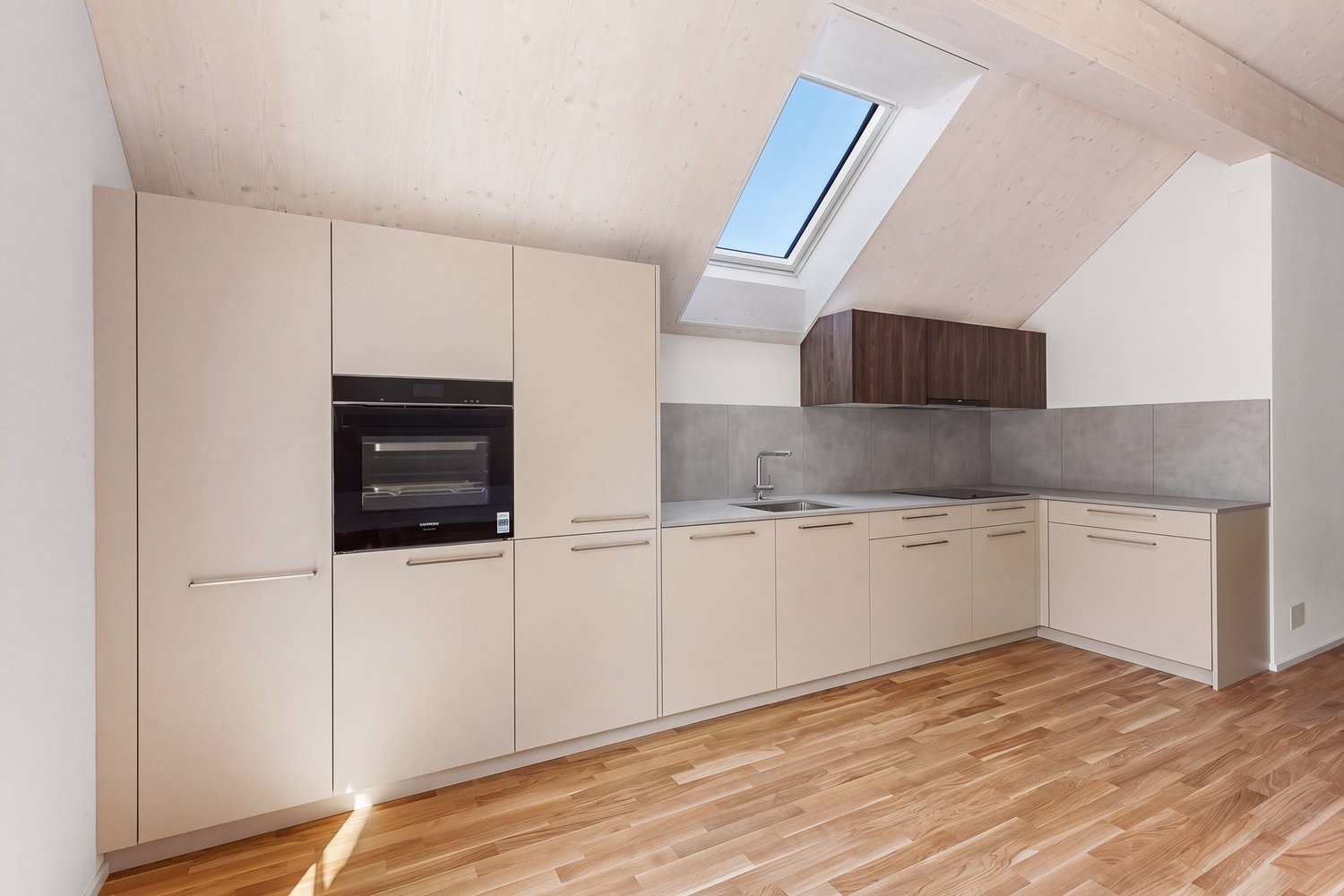 Appartamento di 2 ½ locali, foto 2 di 9