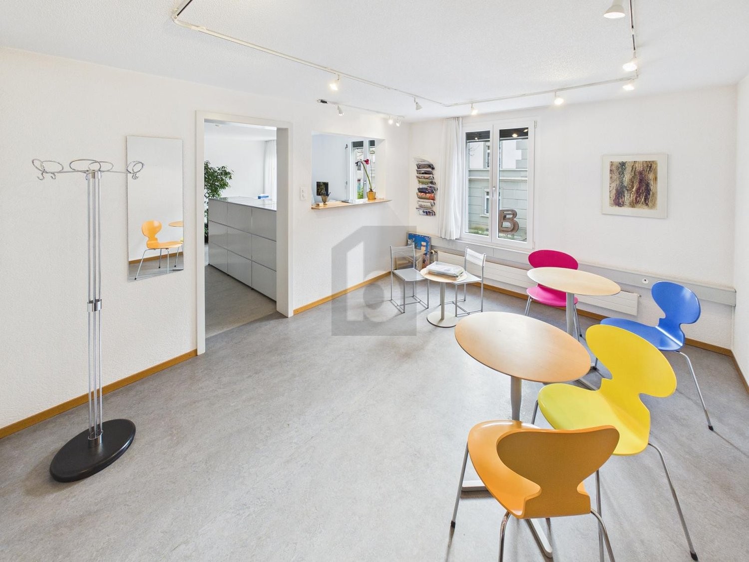 studio di 140m², foto 3 di 4