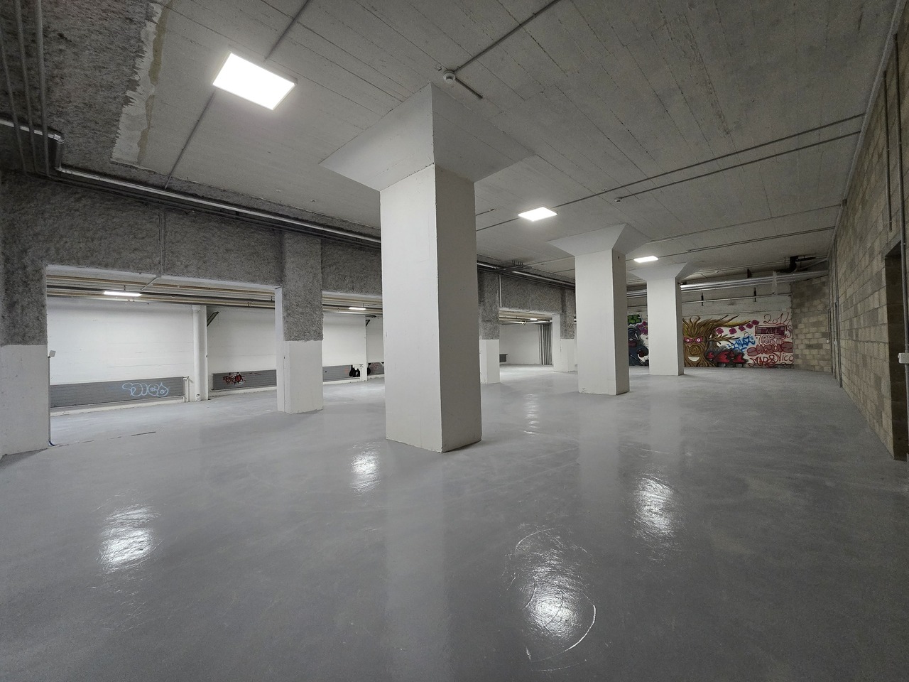 143m² deposito