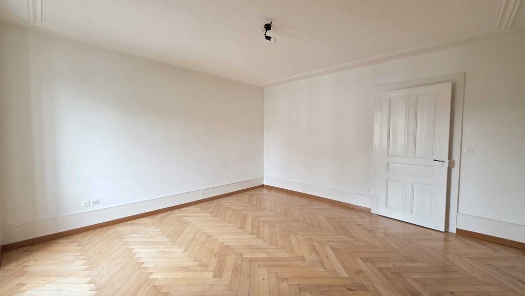 Appartamento di 3 locali, foto 2 di 9