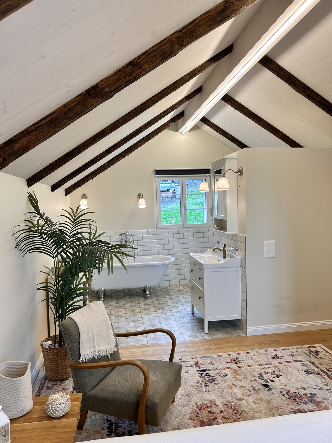 2 rooms single house