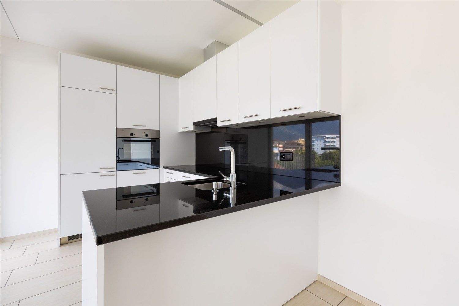 4 rooms apartment, foto 4 di 8