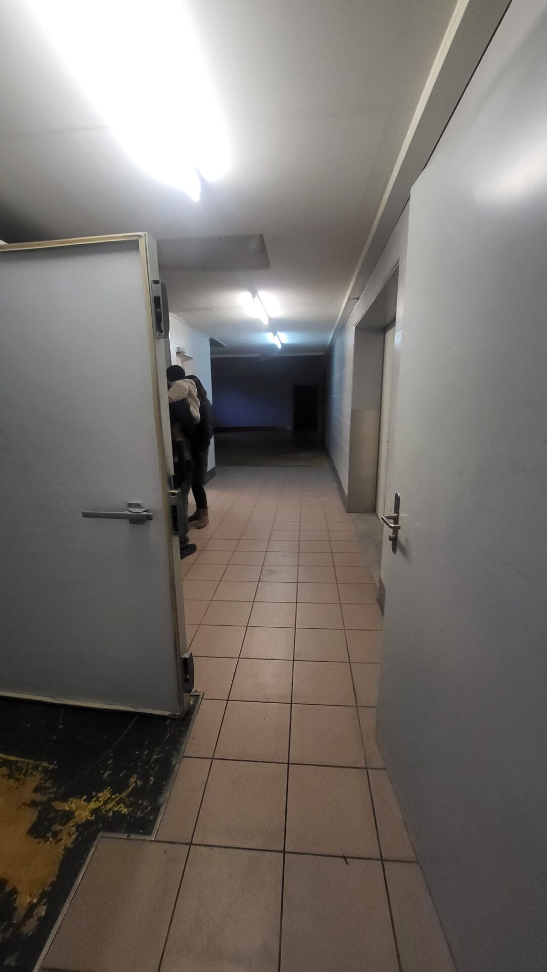 275m² di magazzino