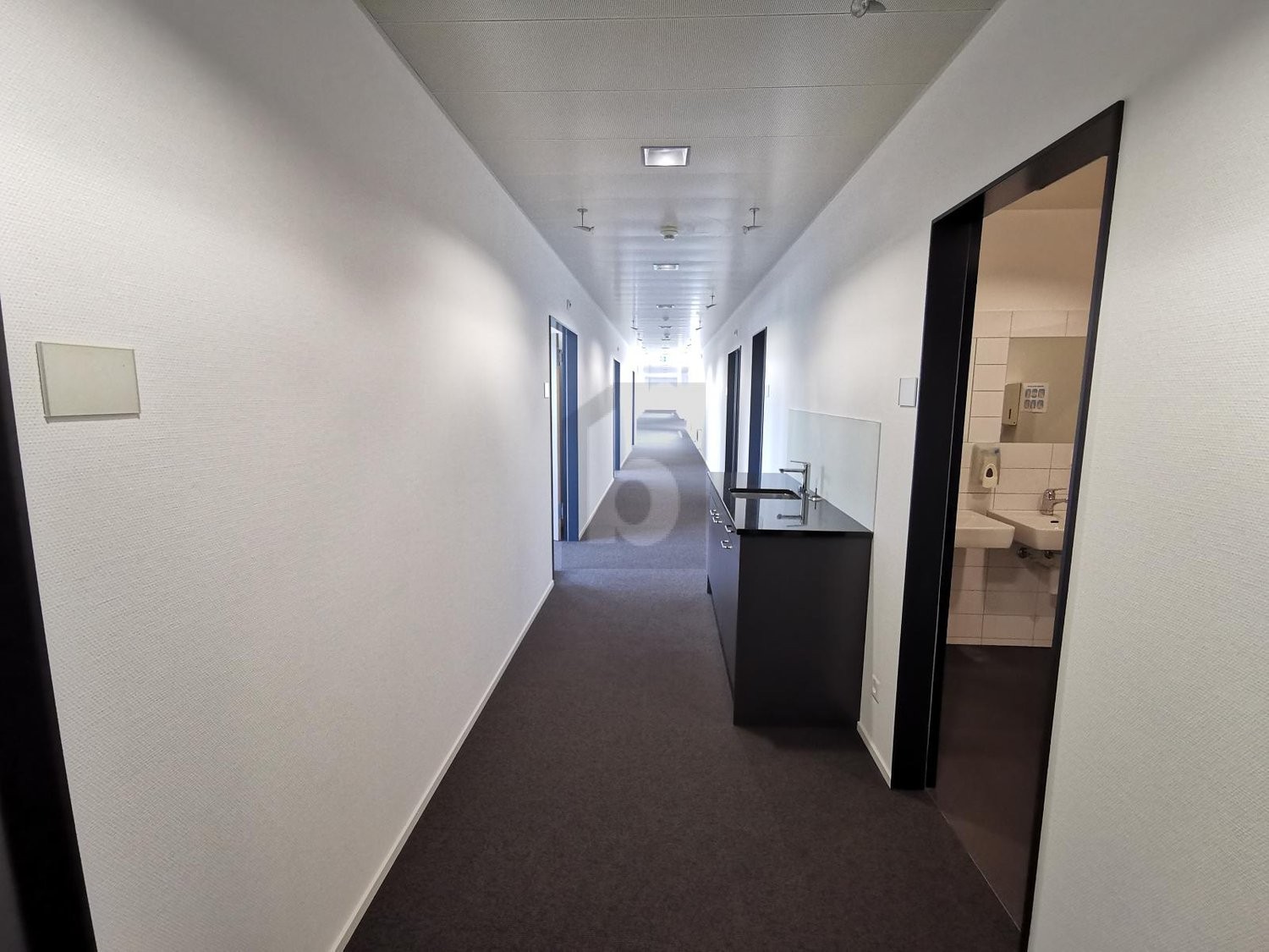 527m² ufficio