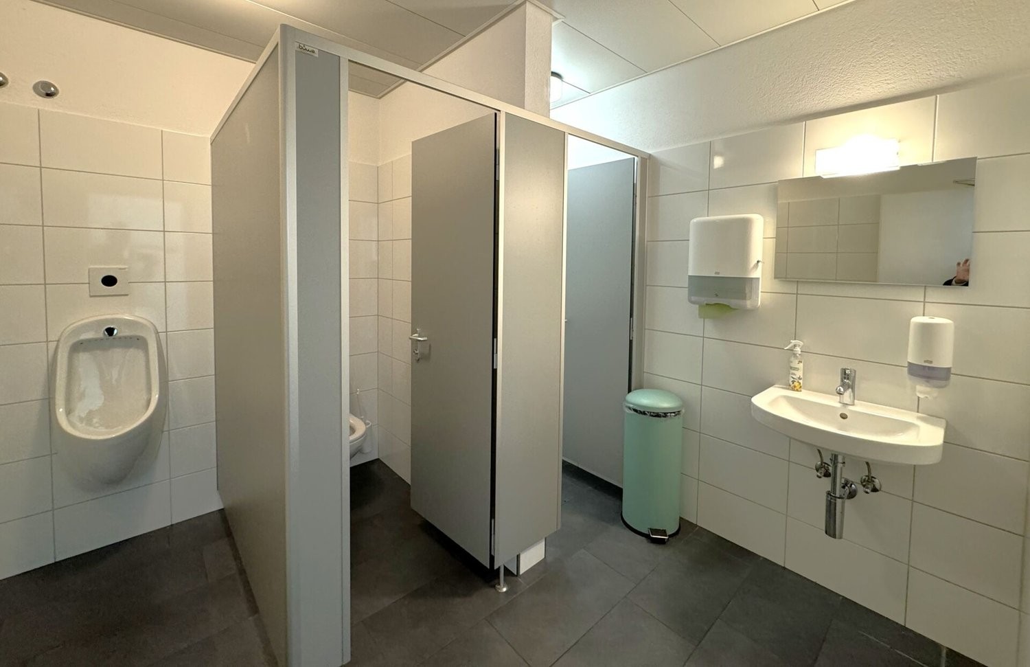 93m² commerciale