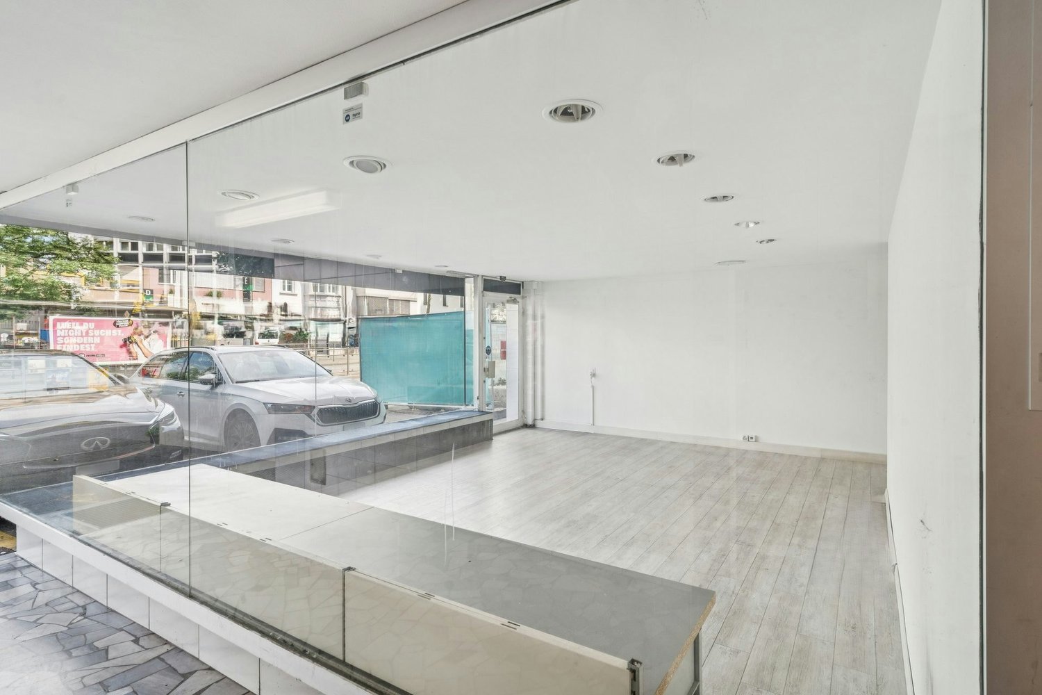 50m² commerciale
