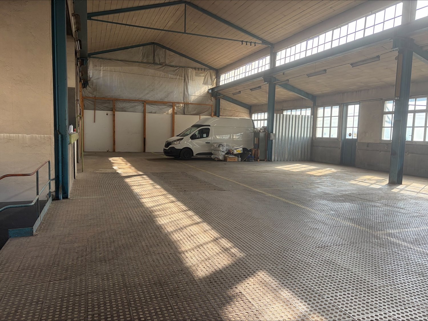 640m² commerciale