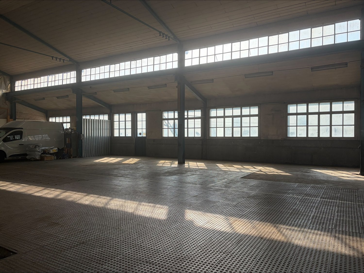 640m² commerciale