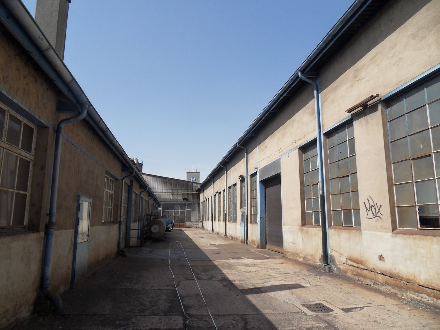 640m² commerciale