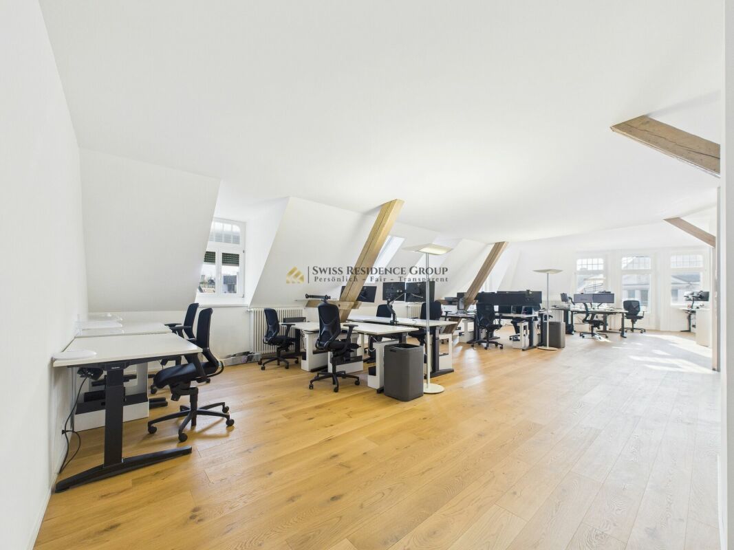197m² ufficio, foto 1 di 10