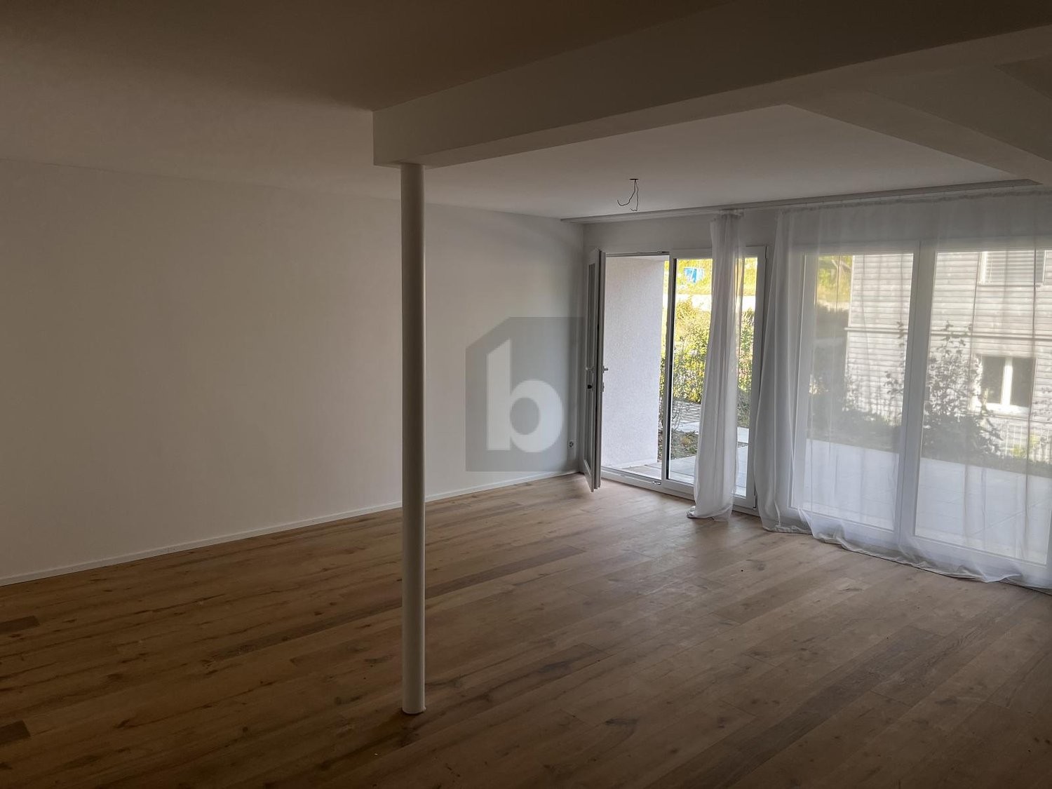 Appartamento di 4 ½ locali, foto 2 di 4