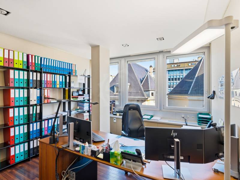 255m² ufficio, foto 10 di 10