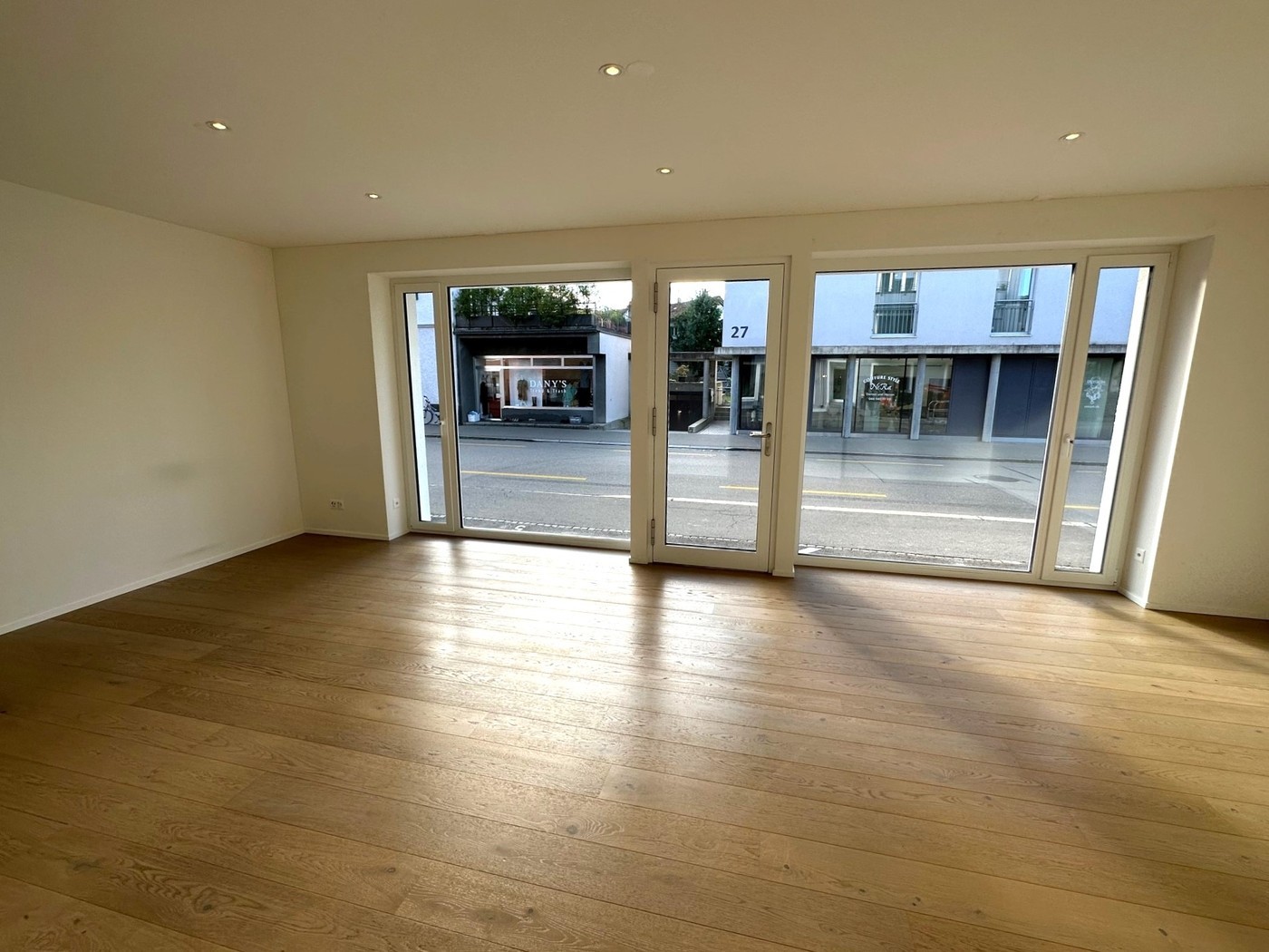 55m² commerciale