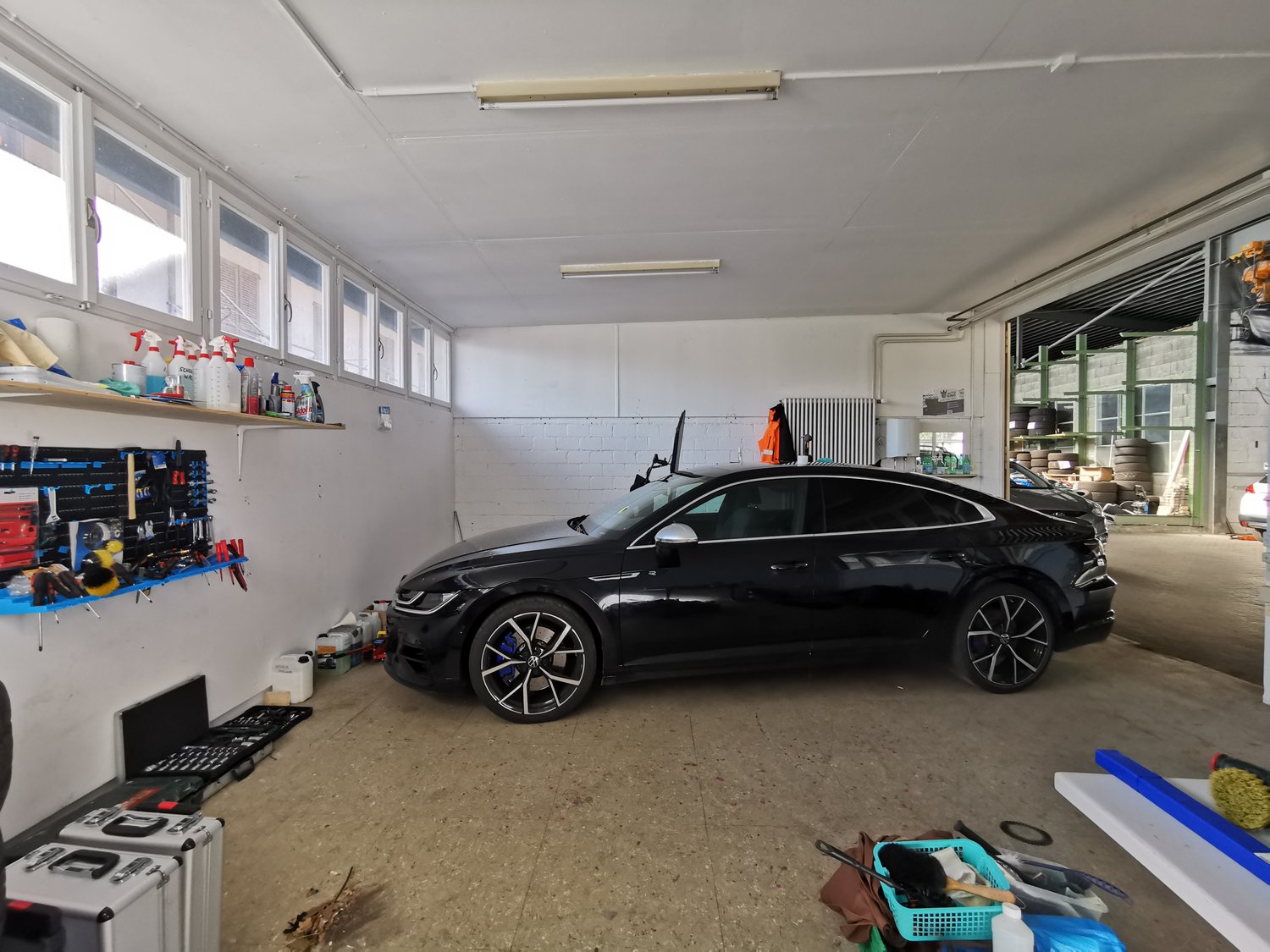 130m² commercial