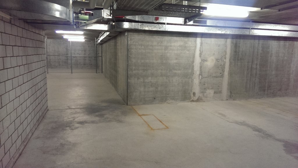 Locale di deposito di 204m²