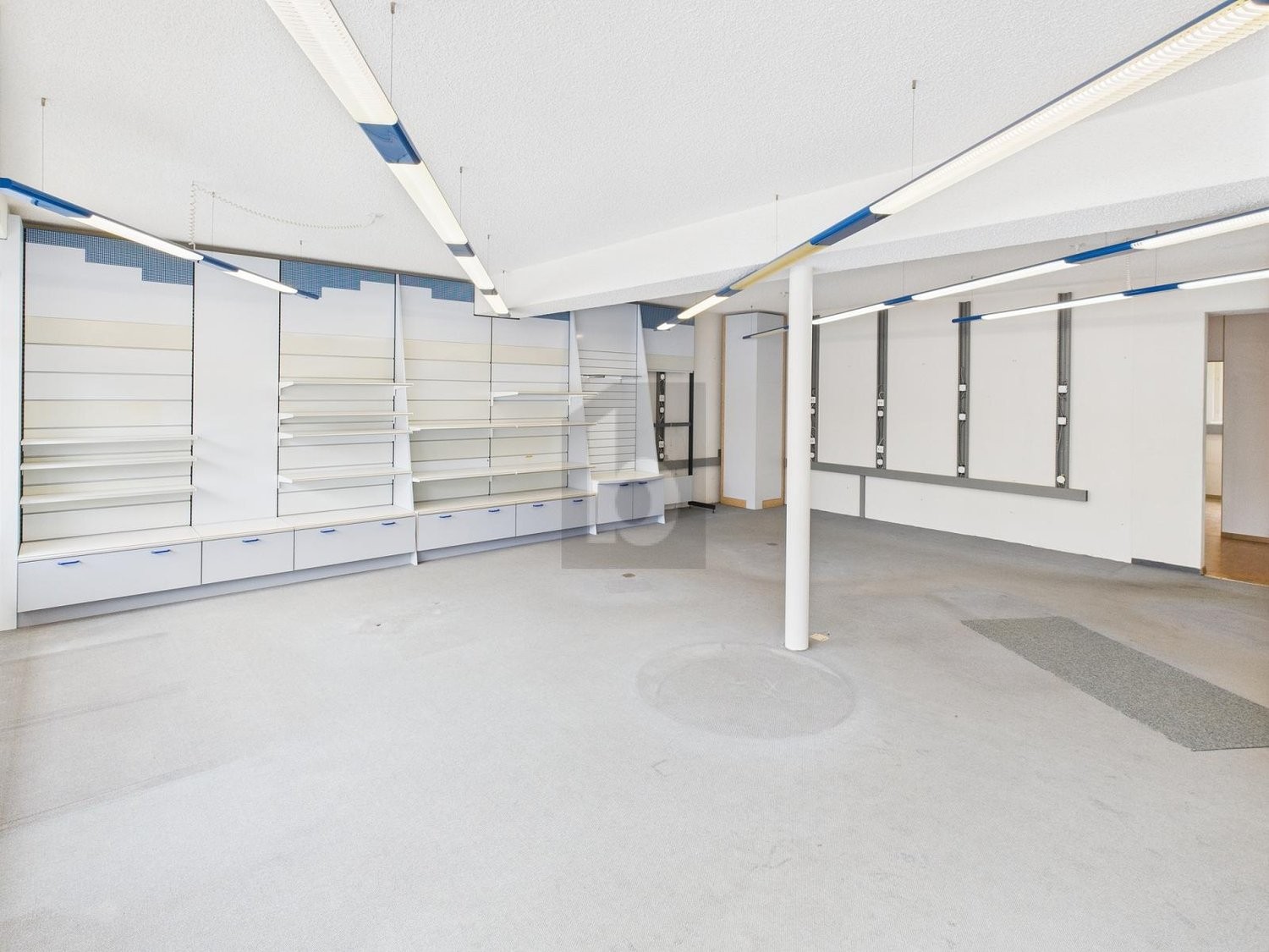 Local commercial de 150m²