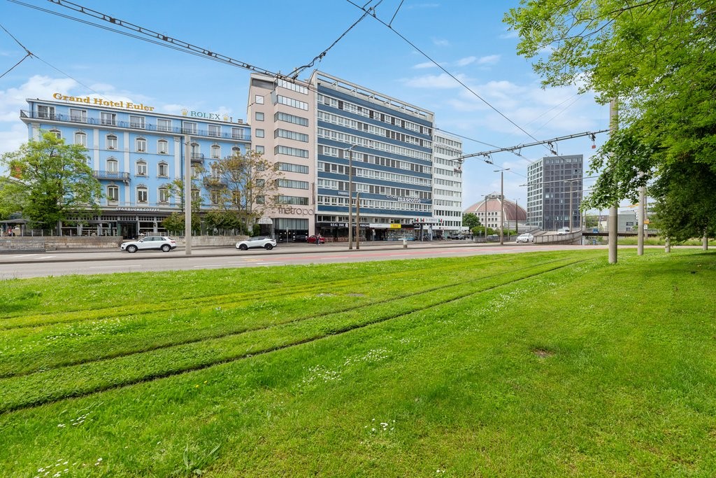 99m² ufficio, foto 2 di 3