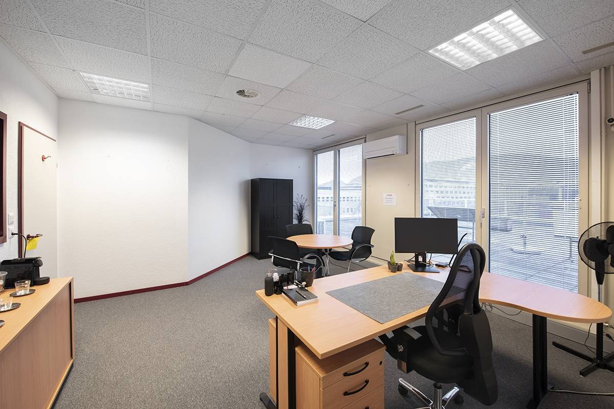 430m² commerciale
